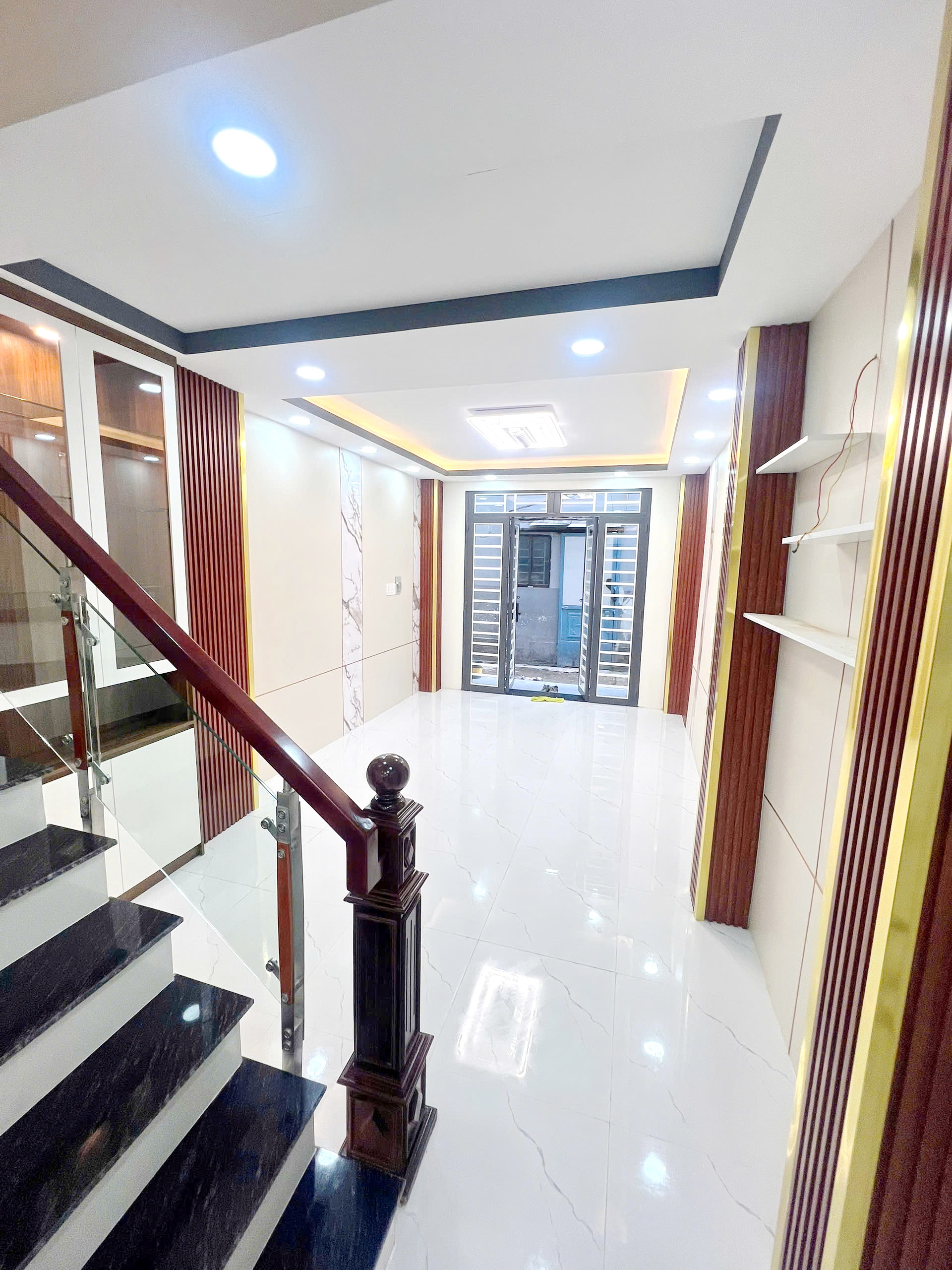 Bán nhà mới 2 lầu 2 mặt hẻm gần MT đường Dạ Nam Phường 2 Quận 8